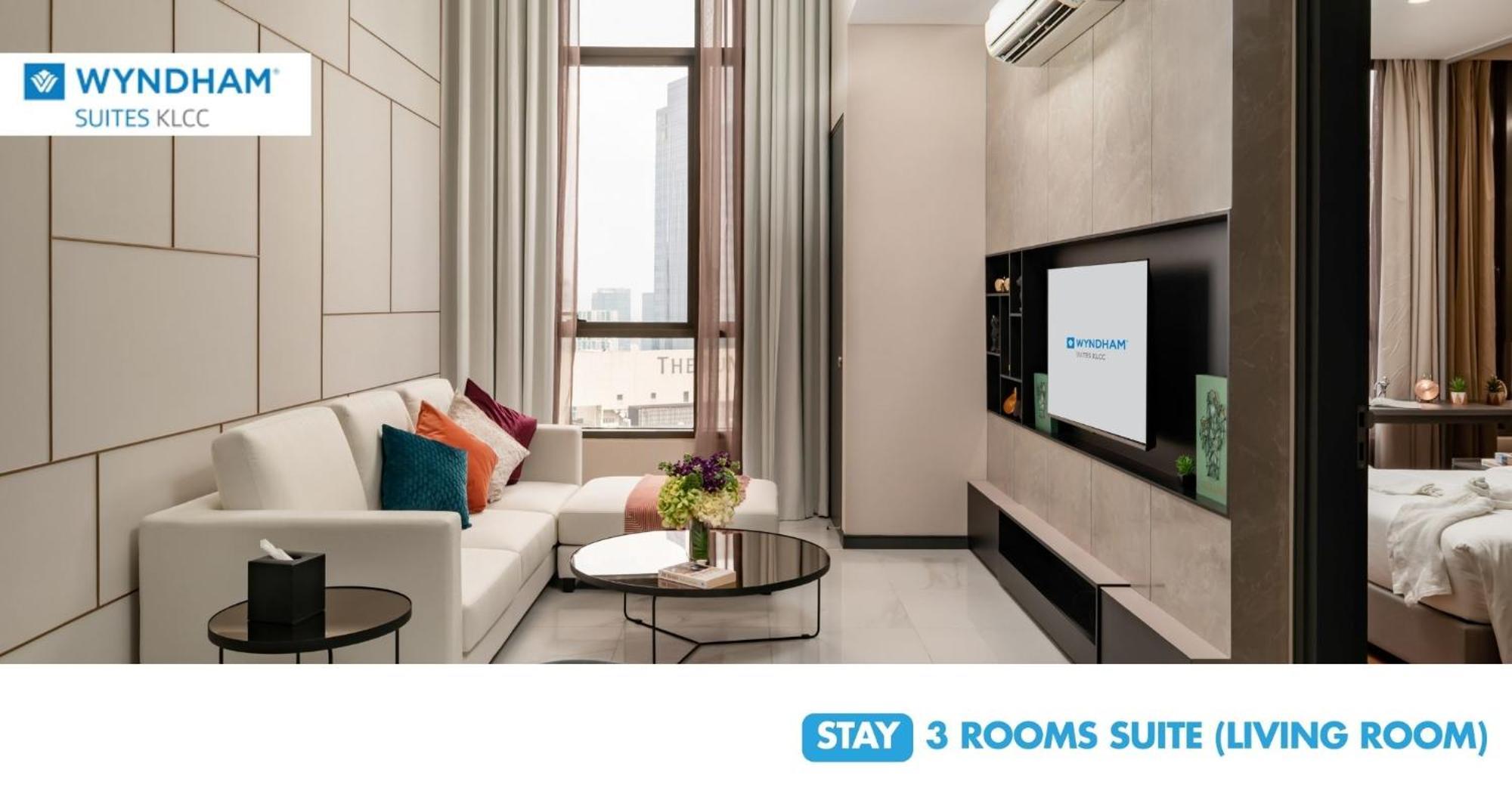 Wyndham Suites Klcc クアラルンプール エクステリア 写真 3-room suite living room